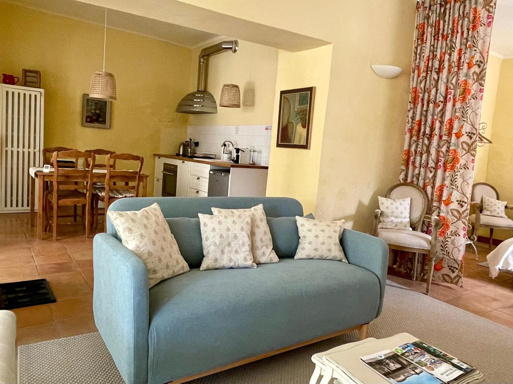 Villa Velleron Luaran gambar